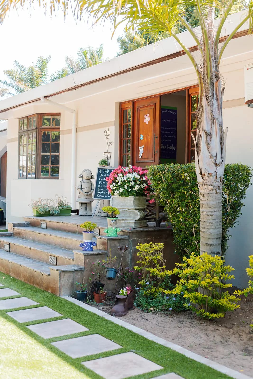 The entrance to Tina Cowley Eversdal in Durbanville
